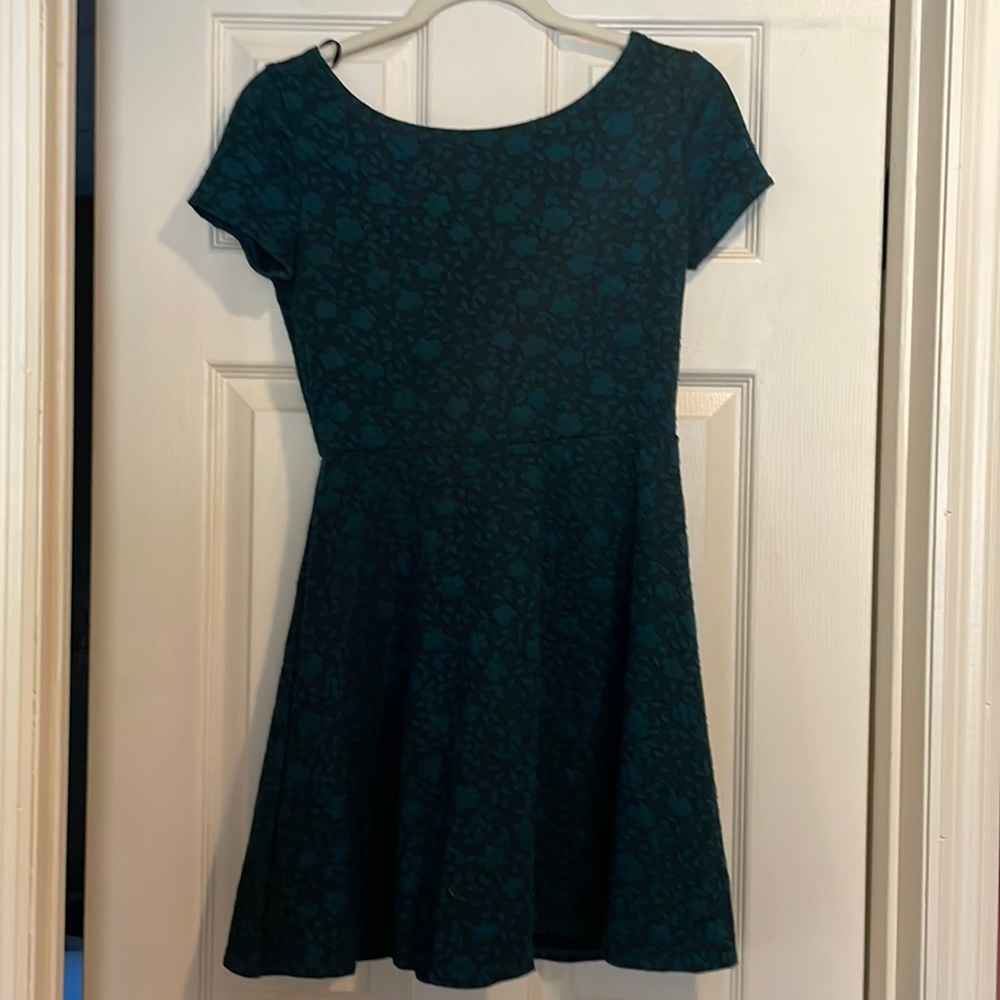 Forever 21 Green Dress size m